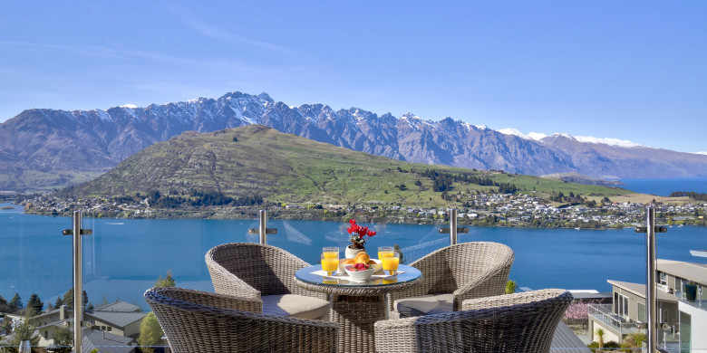 Slice of Paradise: 4bdrm, 4bath, Spa, Stunning views